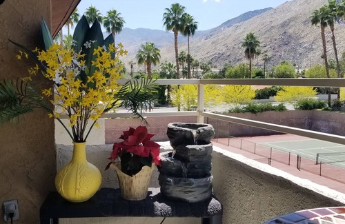 Downtown Palm Springs Condo | Newly remodeled top floor unit- Monthly rental