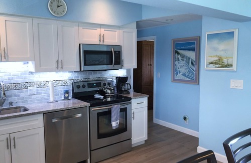 Hillsboro Beach Condo | NEWLY REMODELED BEACHFRONT APT - 3 MO SEASONAL RENTAL