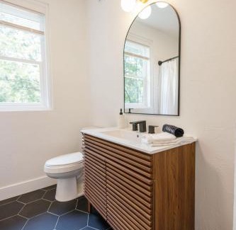 Gainesville House | Newly Reno'd Historic Mansion 1 Mile to UF & DT