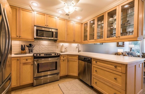 Saint Helena Island Villa | Newly Renovated John Fripp Villa- Pool Views, Beach Access
