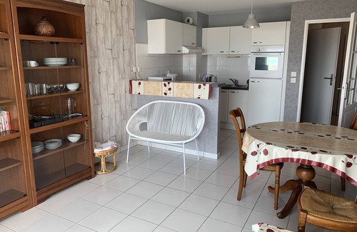 Fort-Mahon-Plage Apartment | Newly renovated 1BR apartment with parking in Fort-Mahon-Plage