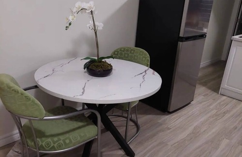 Fletchers Creek South House | Newly Renovated 1 BDRM Guest Suite