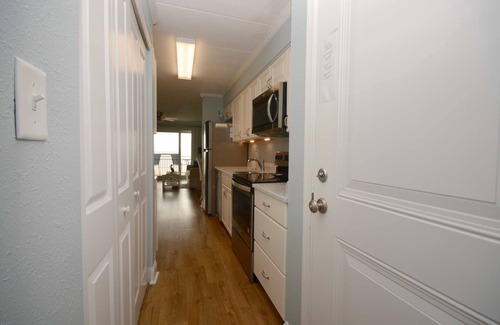 Midtown Ocean City Condo | Newly-renovated 1 bedroom oceanfront condo with free WiFi and gorgeous ocean view located midtown and just steps to the beach!