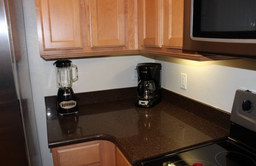 West Kissimmee House | Newly Renovated 2- Bedroom Townhome Sleep Up To 6