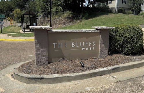 Oxford Condo | Newly renovated 2 bedroom 2 bathroom condo in Oxford with WiFi