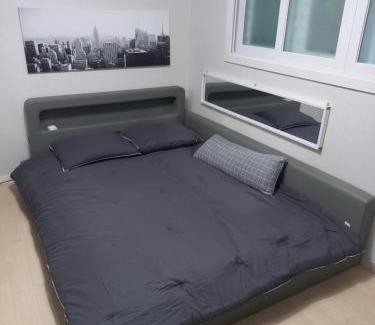 Itaewon Apartment | Newly Renovated 2 Bedroom Apartment #7