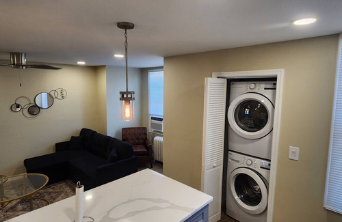 Logan - Ogontz - Fern Rock Apartment | Newly Renovated 2bedroom apartment in uptown. Jefferson Einstein Temple LaSalle