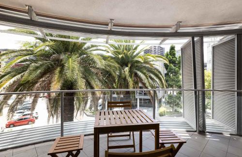 Fortitude Valley Apartment | Newly Renovated 3BR Apartment 2 Parking Spaces Pool Gym City Views Walk to Shops