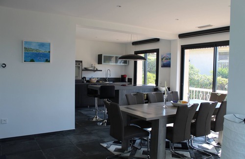 Lazaret Villa | Newly renovated 4 bed villa with pool, aircon, walk into Nice port and promenade