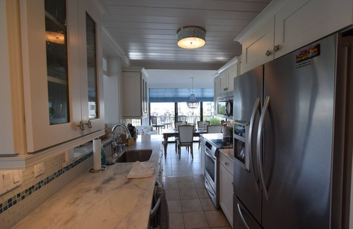 Siesta Key Condo | Newly Renovated 4th Floor Condo Directly Across For The Siesta Key Beach