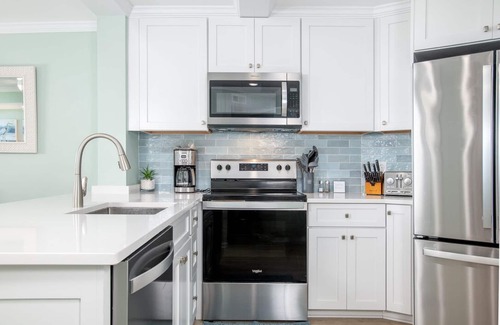 Atlantic Beach Condo | Newly renovated: Atlantic Beach Retreat