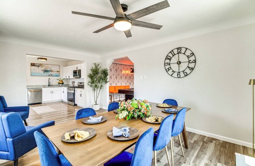 Albuquerque Cottage | Newly Renovated Albuquerque Retreat w/ Pool Table