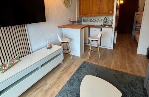 Collioure Apartment | Newly renovated apartment 10 minutes from Collioure market. Ideal for families.