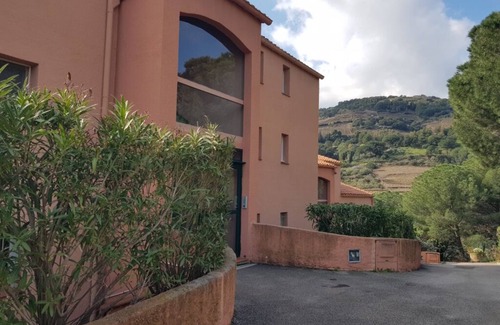 Collioure Apartment | Newly renovated apartment 10 minutes from Collioure market. Ideal for families.