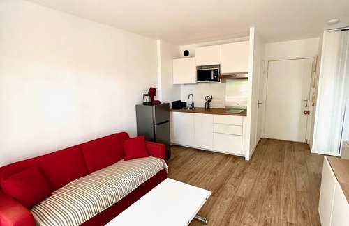 Arcachon Apartment | Newly renovated apartment with swimming pool 10 minutes from the beach.