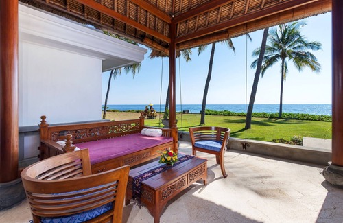 Tejakula Villa | Newly renovated beachfront property in Tejakula