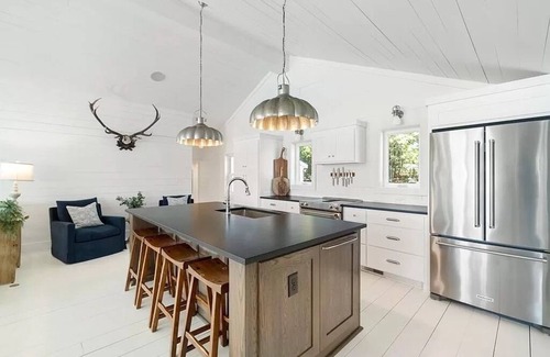 Henrico House | Newly renovated beauty on main lake with sunrise to sunset panoramic views!