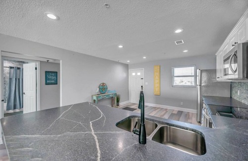 Madeira Beach Condo | Newly Renovated Condo on Madeira Beach!