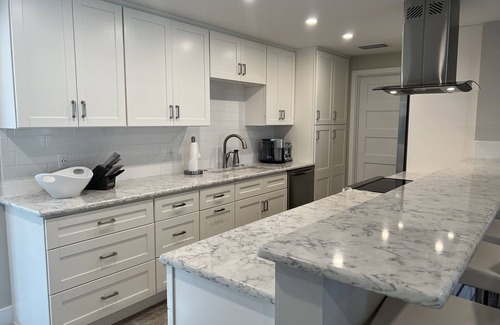 East Naples House | Newly Renovated, Close to Old Naples & Beach