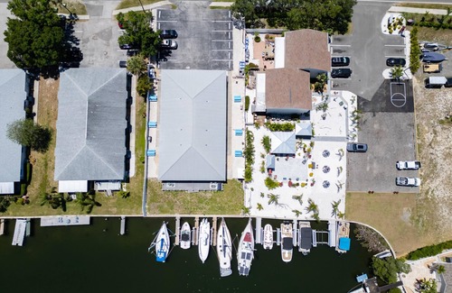 Apollo Beach Condo | Newly Renovated Condo in Apollo Beach !