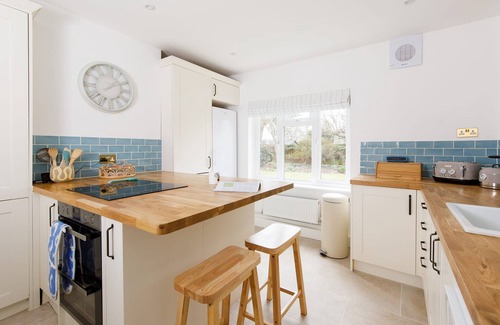 Bosham House | Newly Renovated Cottage 150m From Waterfront