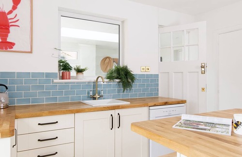 Bosham House | Newly Renovated Cottage 150m From Waterfront