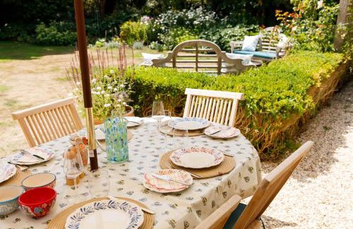 Bosham House | Newly Renovated Cottage 150m from Waterfront