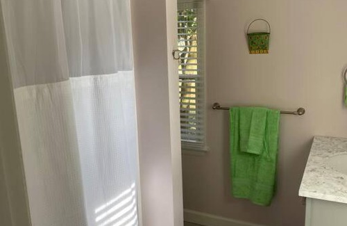 Oxford House | Newly Renovated Guest House
