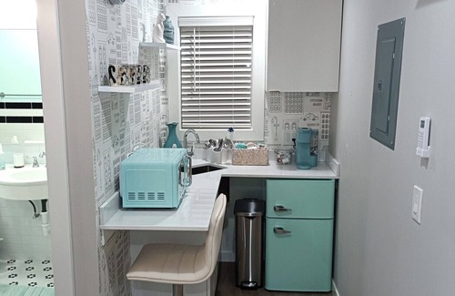 Williams Bay Apartment | Newly renovated Hotel Suite located in downtown Williams Bay. Block from beach