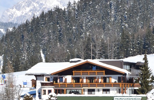 Radstadt Apartment | Newly Renovated Holiday Apartment Elisabeth with Shared Pool, Mountain Views & WiFi