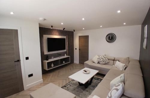 Elgin House | Newly renovated house Elgin