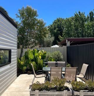 East Bendigo House | Newly renovated, Kennedy Cottage - close to CBD