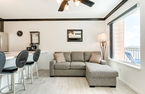 Galveston Condo | Newly renovated modern Gulf-front condo w/ ocean view and shared pools/hot tub