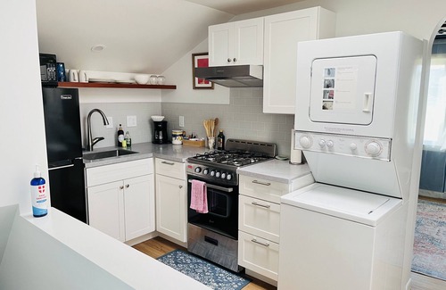 San Bruno Apartment | Newly Renovated Modern Stylish Studio with Private Entrance