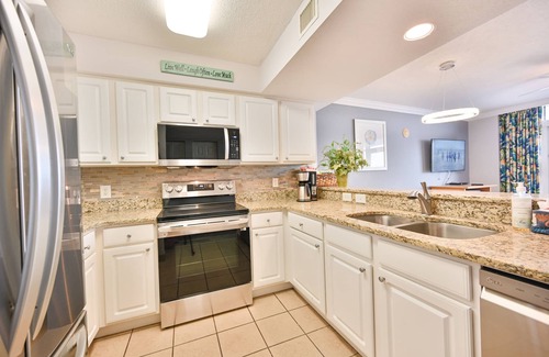 Myrtle Beach Condo | ⭐️Newly renovated Ocean Front Deluxe King Condo,Come Live in the Paradise