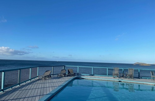 Estate Demarara Condo | Newly Renovated Oceanfront Condo!