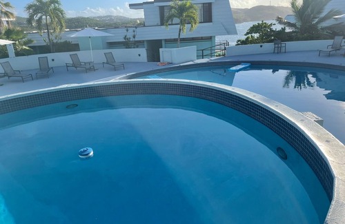 Estate Demarara Condo | Newly Renovated Oceanfront Condo!
