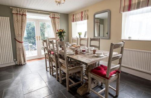 Combe Down House | Newly renovated Old bakery House in Bath, 3 Bedroom, FREE Parking