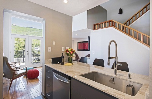 North Park City Condo | Newly Renovated Ski/Mt. Bike Condo, Steps Away From PCMR