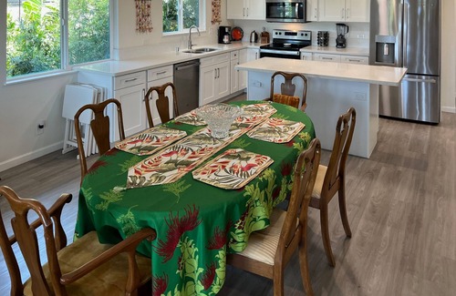 Nanakuli House | Newly renovated three bedroom with private lanai, A/C, WIFI, close to the beach