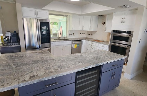 Lighthouse Point House | Newly Renovated 3 Bedroom, 2 bath, in quiet neighborhood, 2 miles to beach
