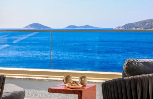 Kalkan Villa | Newly renovated villa by the beach