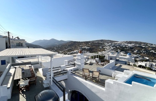 Apollonia House | Newly renovated Villa in the heart og Apollonia