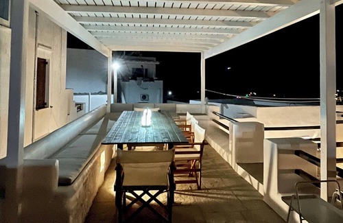 Apollonia House | Newly renovated Villa in the heart og Apollonia