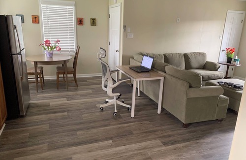 Bolivar Apartment | Newly renovated - Walk to Harpers Ferry NP