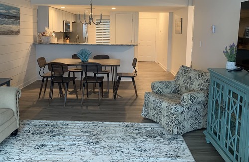 Orange Beach East Condo | Newly renovated Wind Drift condo overlooking beautiful Ole River.
