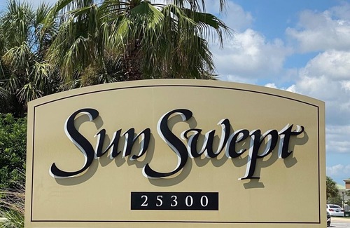Orange Beach Condo | Newly updated 1 bed right on the beach!