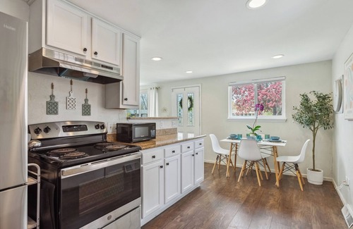 Arvada House | Newly updated 3-bedroom house near Denver, family friendly, close to Red Rocks