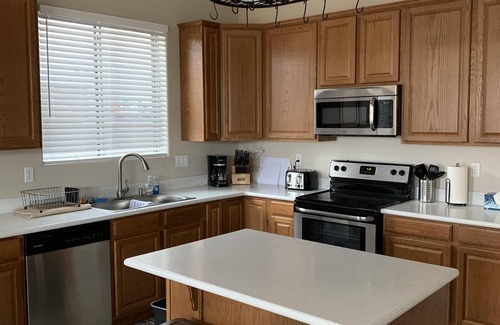 East Mesa House | Newly updated 5 Bedroom home with private heated pool in Mesa