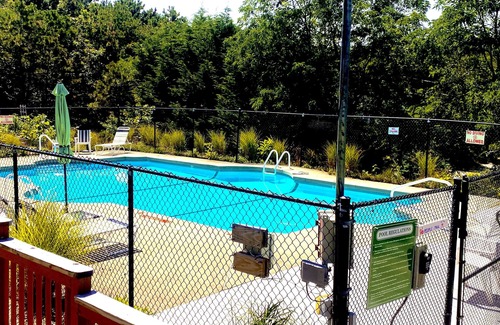 North Truro Condo | Newly updated cozy condo, conveniently located near stunning beaches